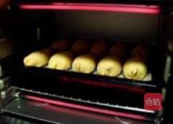 烤玉米面橄榄馅饼的做法图解12