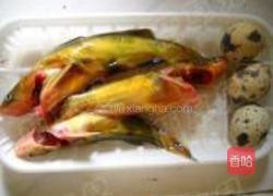 黄颡鱼汤面的做法图解1