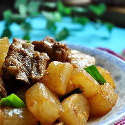 萝卜焖排骨的做法[图]