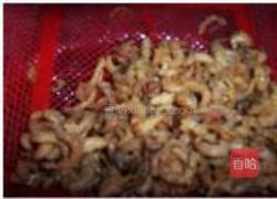 海米韭菜肉包的做法图解1