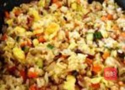 彩蔬炒饭的做法图解11