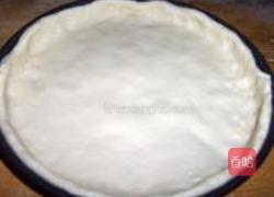 花边苹果鸡肉披萨的做法图解3