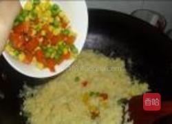虾仁蛋炒饭的做法图解8