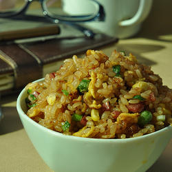 酱油炒饭的做法[图]