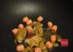 榨菜Q肠蛋仔面的做法图解3