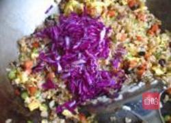 紫甘兰炒米饭的做法图解11