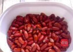 鸡汤焖豆子的做法图解1