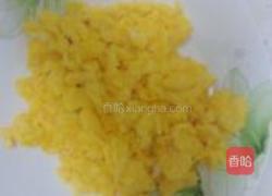 腊肠鸡蛋炒饼的做法图解2