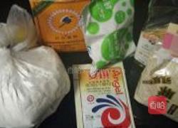 芝麻苏打饼干的做法图解1