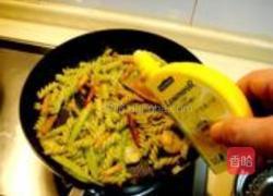 绿酱虾球螺丝面的做法图解18