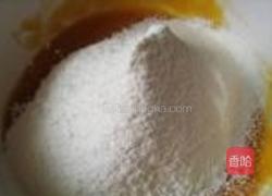 芒果蛋糕的做法图解3