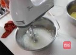 蜂蜜葡萄干基础戚风的做法图解9