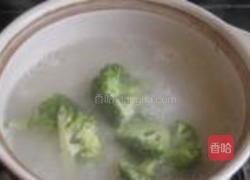 河蟹西兰花粥的做法图解4