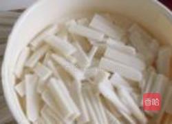 香菇肉丝汤年糕的做法图解4