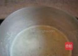 薄荷黑巧克力冰淇淋的做法图解3