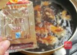 红烧翅尖汤米粉的做法图解5