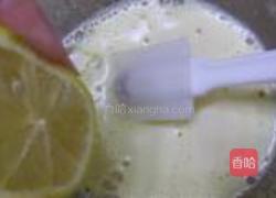 长颈鹿纹蛋糕卷的做法图解3