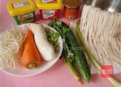 杏鲍菇炸酱荞麦面的做法图解1