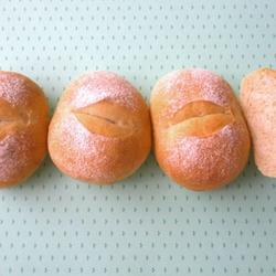 松软黑麦餐包的做法[图]