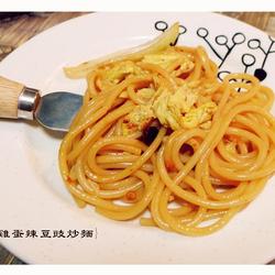 洋蔥雞蛋辣豆豉炒麵的做法[图]