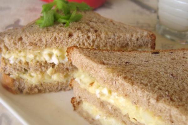 土豆苹果沙拉三明治