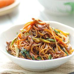 肉丝炒面的做法[图]