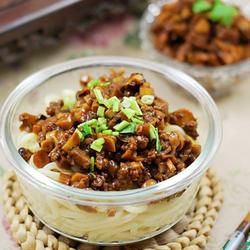 笋丁香菇肉酱的做法[图]