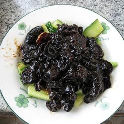 素烧木耳的做法[图]