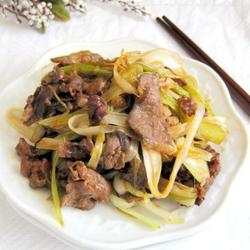 葱爆羊肉的做法[图]