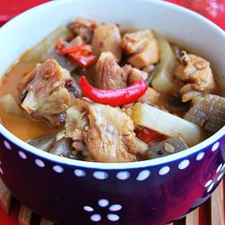 萝卜酸辣鸡的做法[图]