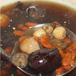 海参芡实红枣汤的做法[图]