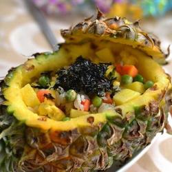 菠萝海苔炒饭的做法[图]