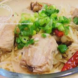 酸菜排骨炖粉条的做法[图]