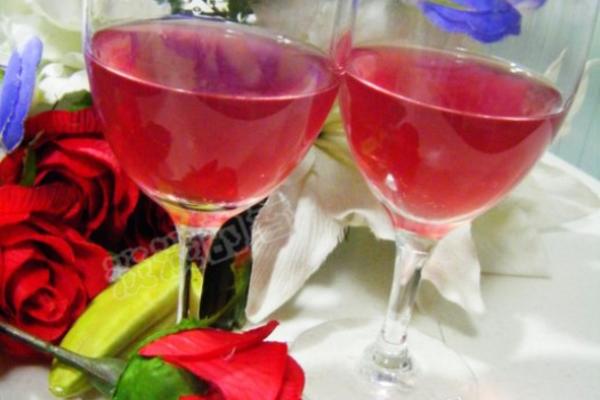 自酿红葡萄酒