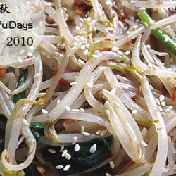 香辣豆芽的做法[图]