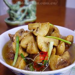 红烧肉煨蘑菇的做法[图]