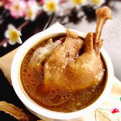 四物番鸭汤的做法[图]