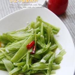 炒空心菜杆的做法[图]