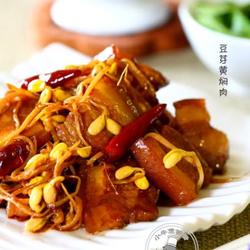 豆芽黄焖肉的做法[图]