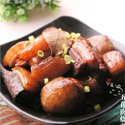 五花肉烧芋仔的做法[图]