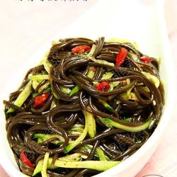 麻酱青瓜蕨根丝的做法[图]