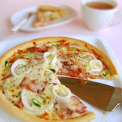 熏肉洋葱披萨的做法[图]