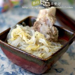 大骨炖酸菜的做法[图]