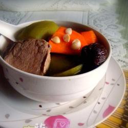 青红萝卜猪腱汤的做法[图]