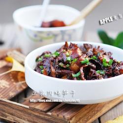 笋干炖五花肉的做法[图]