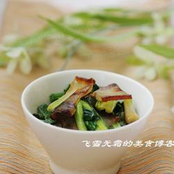 青蒜回锅腊肉的做法[图]