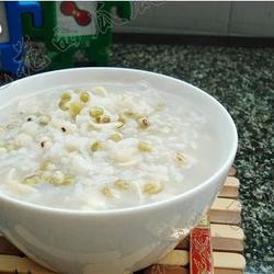 绿豆薏仁粥的做法[图]