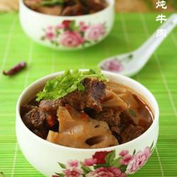 莲藕炖牛肉的做法[图]