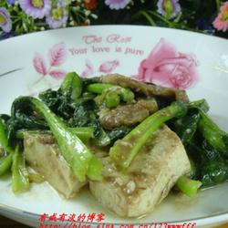 虾酱肉片油菜豆腐的做法[图]