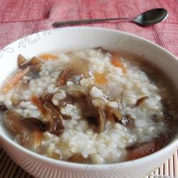 木耳胡萝卜糙米粥的做法[图]